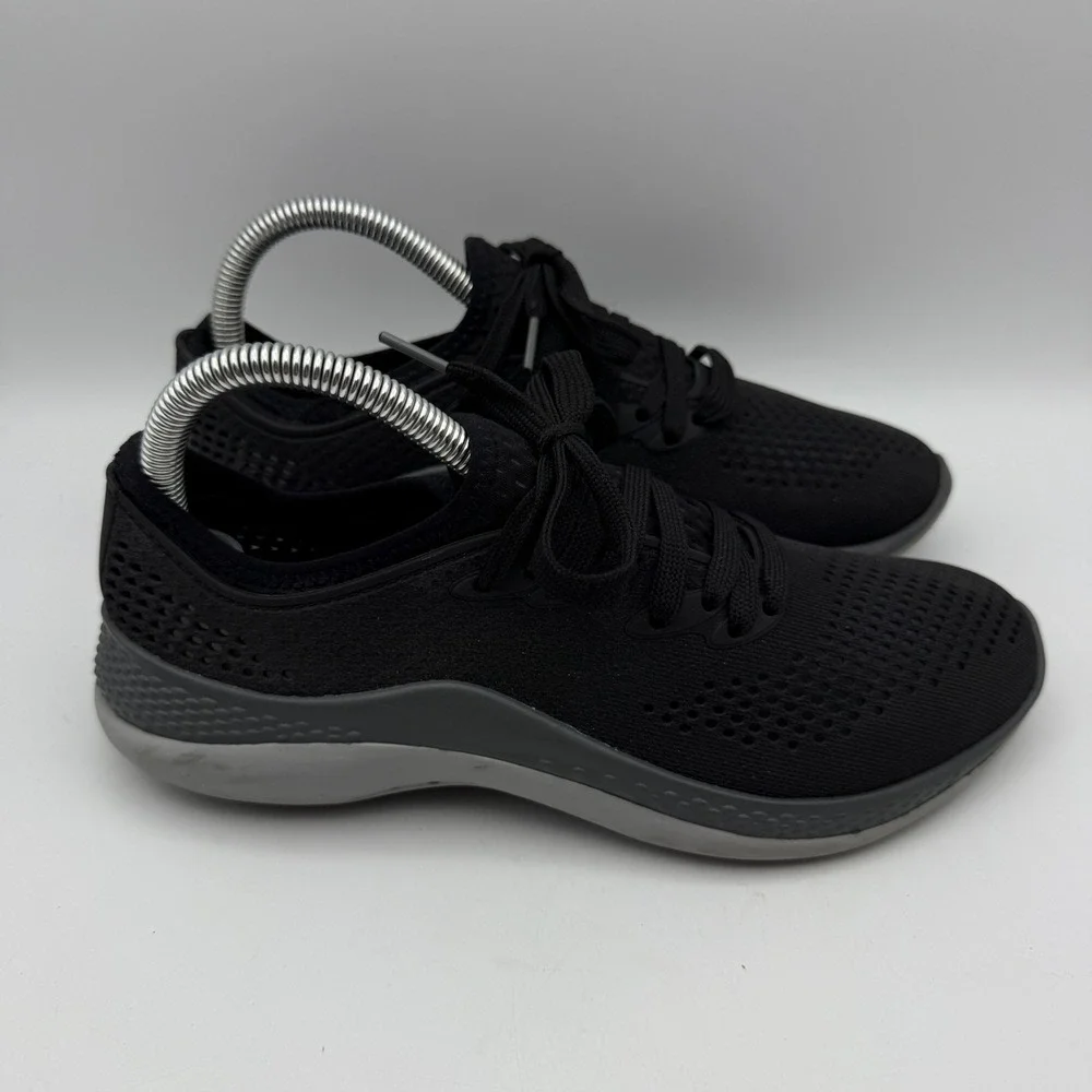 Crocs LiteRide Pacer Sneakers‎ Lightweight Comfort Walking Shoes Black W7